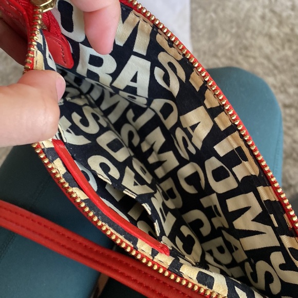 Marc by Marc Jacob’s Red Leather Turnlock crossbody - Picture 3 of 5